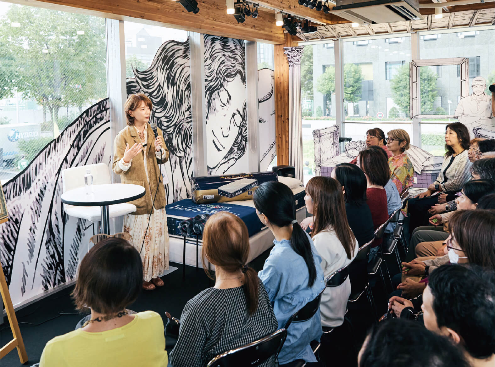 ヤマザキマリさんトークショーの様子