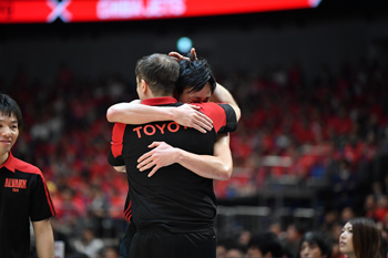 写真：アルバルク東京「B.LEAGUE CHAMPIONSHIP 2017-18」優勝