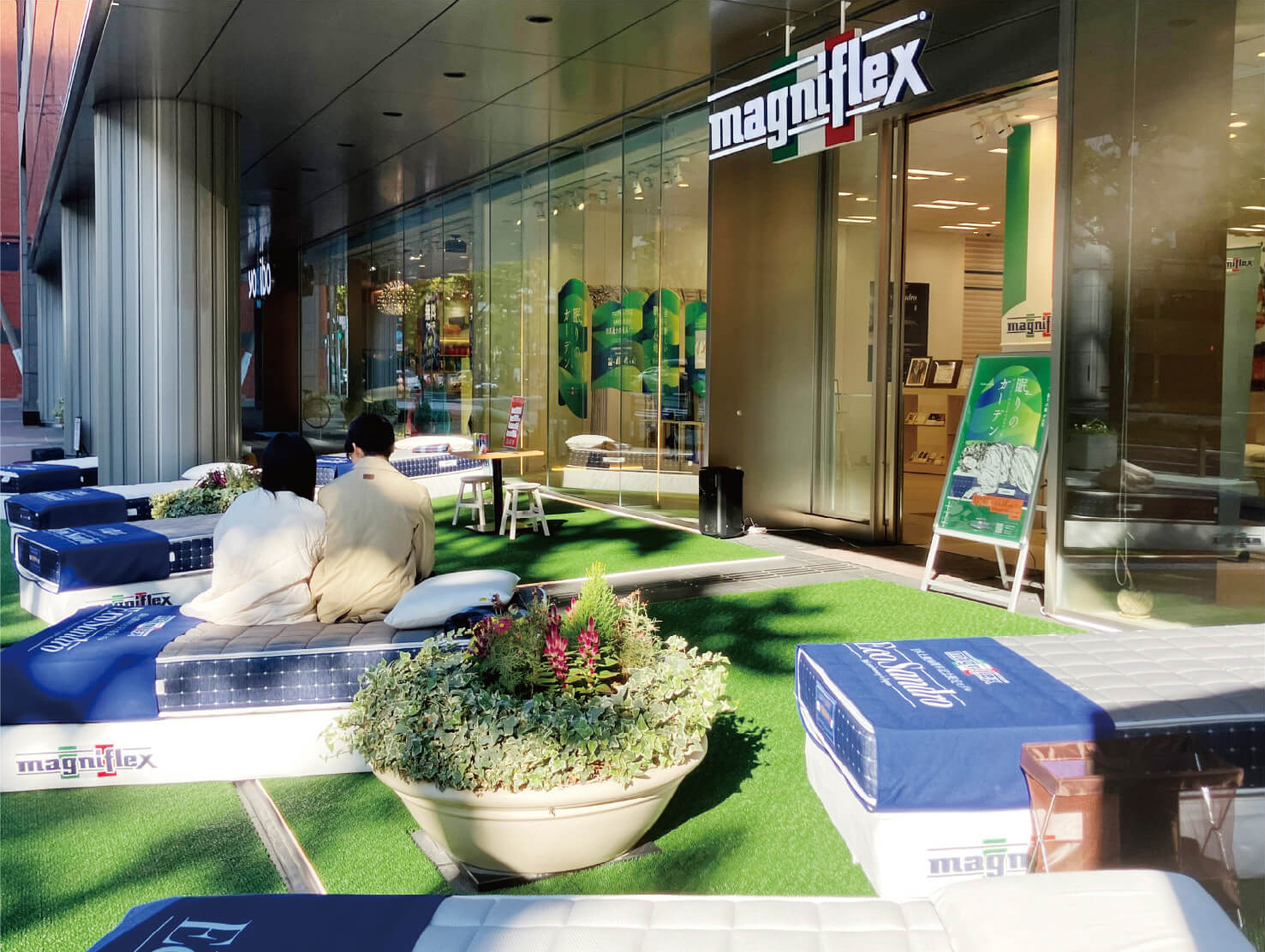 マニフレックス大阪ショールームの様子