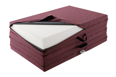 側地はファスナーを開けて取り外しが可能。ファスナーを閉めて洗濯ネットをご使用の上、ソフト洗いにてお洗濯いただけます。 ※タンブラー乾燥はお避け下さい。