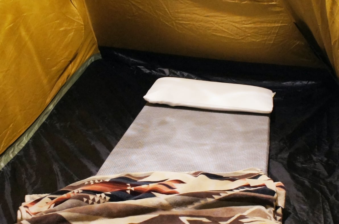 屋外でも熟睡できる最高の寝具「キャンプシリーズ」 - マニフレックス公式サイト