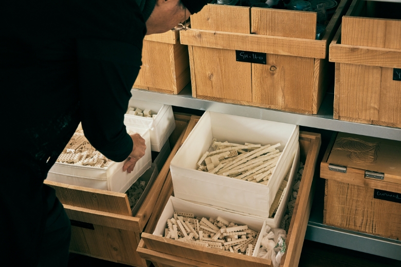 創作に使用する材料・お気に入りのレゴなどを素材ごとに収納