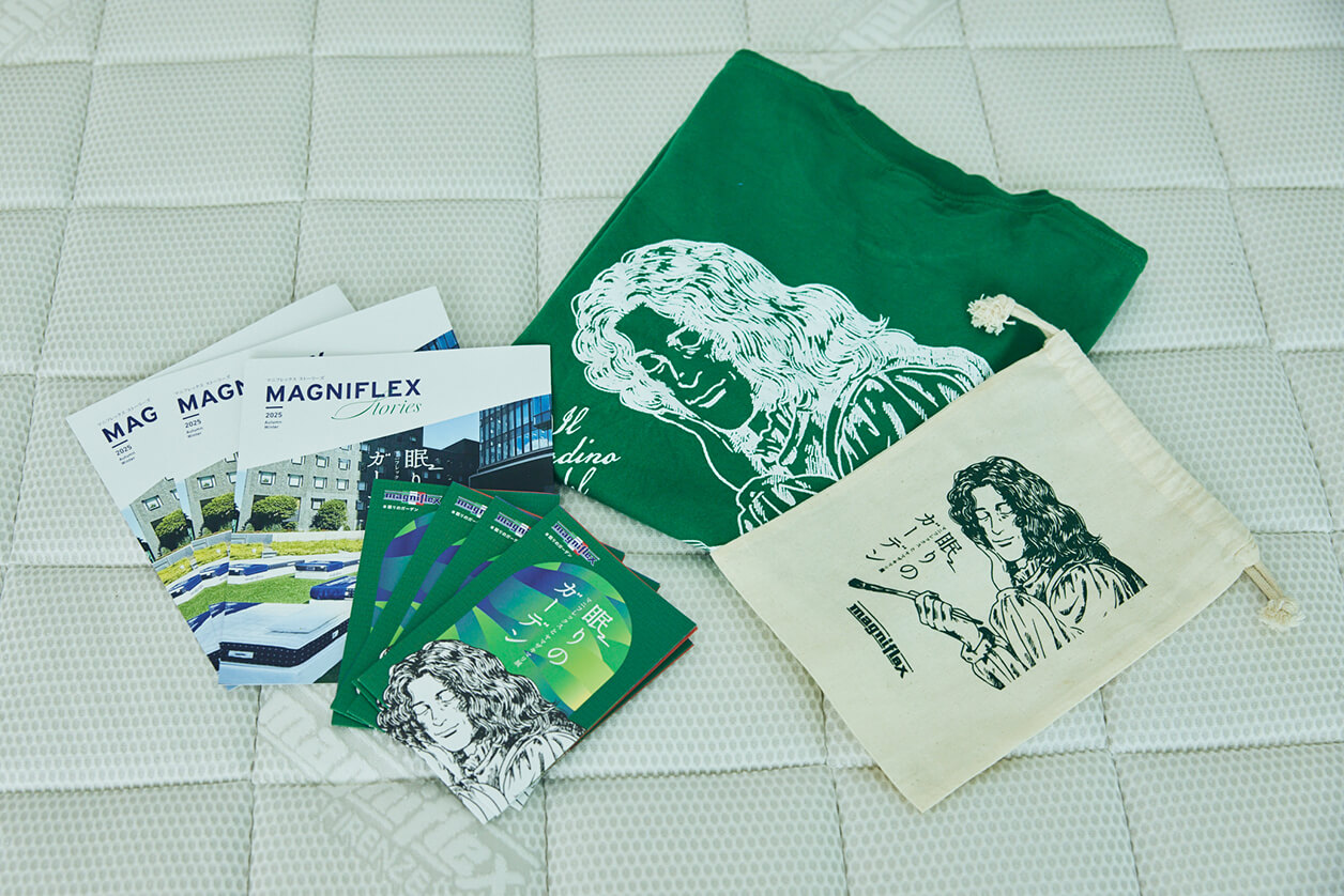 ヤマザキマリさん描き下ろしイラストのグッズ&パンフレットをデザイン限定の来場者特典は予想を上回る早さで終了し大好評